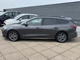 Ford Focus (2023) thumbnail 5