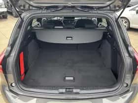Ford Focus (2023) thumbnail 8