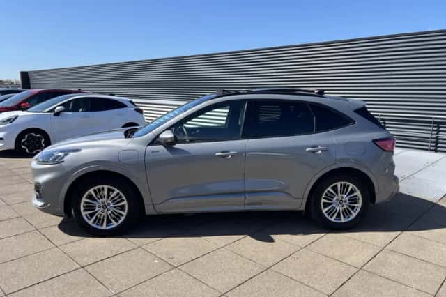 Ford Kuga (2020) thumbnail 5