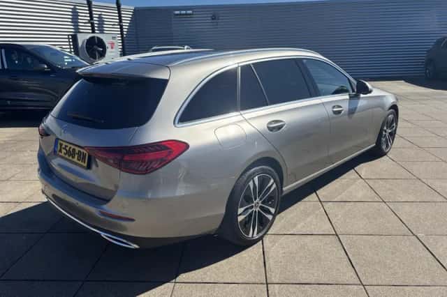 Mercedes-Benz C-Klasse (2023) thumbnail 3