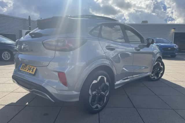 Ford Puma (2024) thumbnail 2