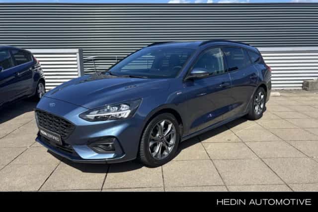 Ford Focus (2020) thumbnail 1