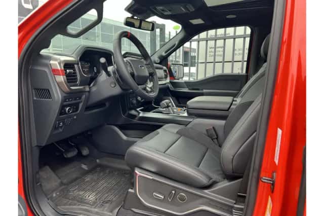 Ford F-150 (2024) thumbnail 3
