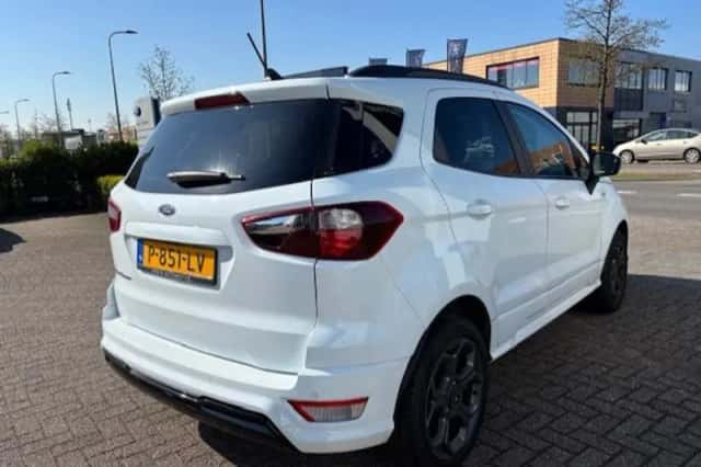 Ford EcoSport (2022) thumbnail 2