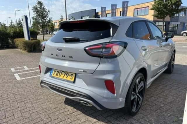 Ford Puma (2022) thumbnail 2