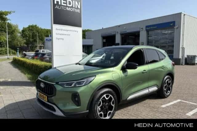 Ford Kuga (2025) thumbnail 1