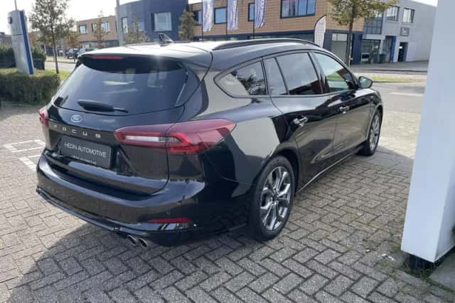 Ford Focus (2024) thumbnail 2