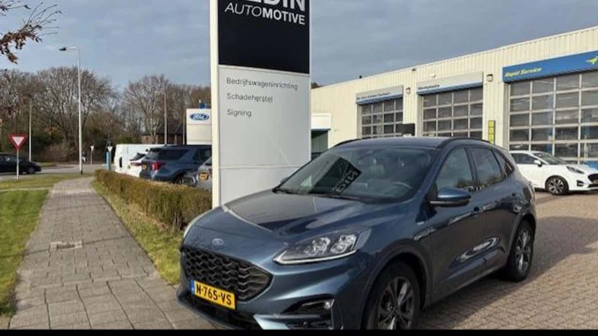 Ford Kuga (2022) — foto 1