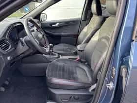 Ford Kuga (2022) thumbnail 10