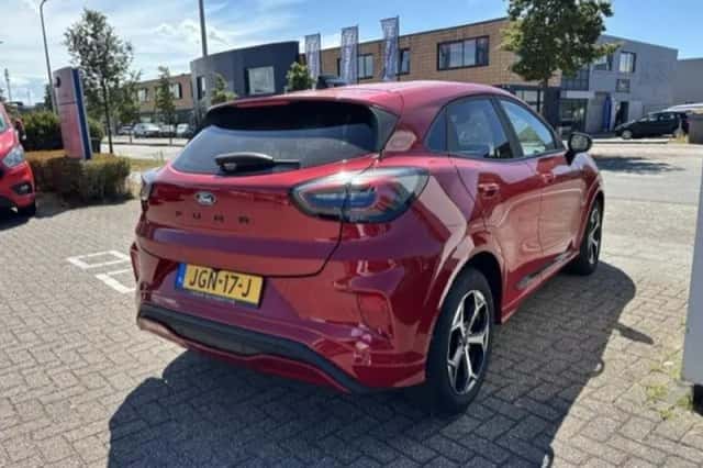 Ford Puma (2025) thumbnail 2