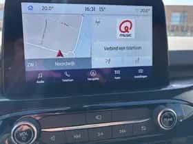 Ford Kuga (2023) thumbnail 11