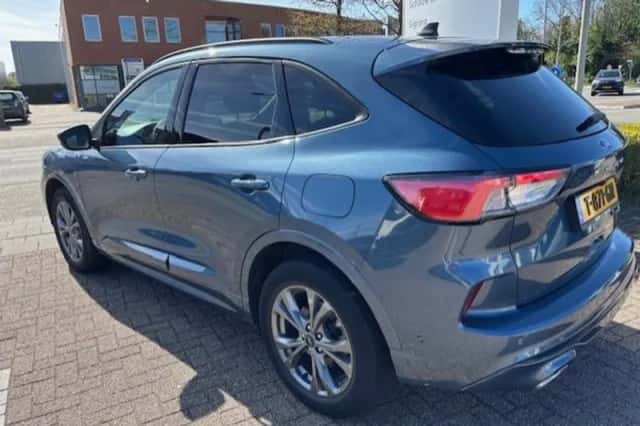 Ford Kuga (2023) thumbnail 6