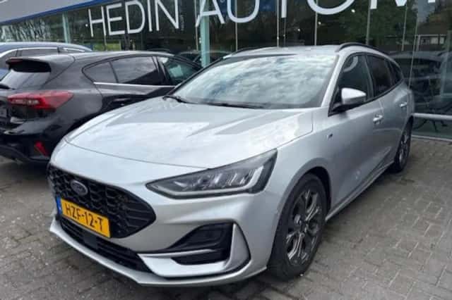 Ford Focus (2025) thumbnail 4