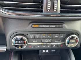 Ford Kuga (2021) thumbnail 13