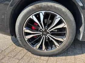 Ford Kuga (2021) thumbnail 4
