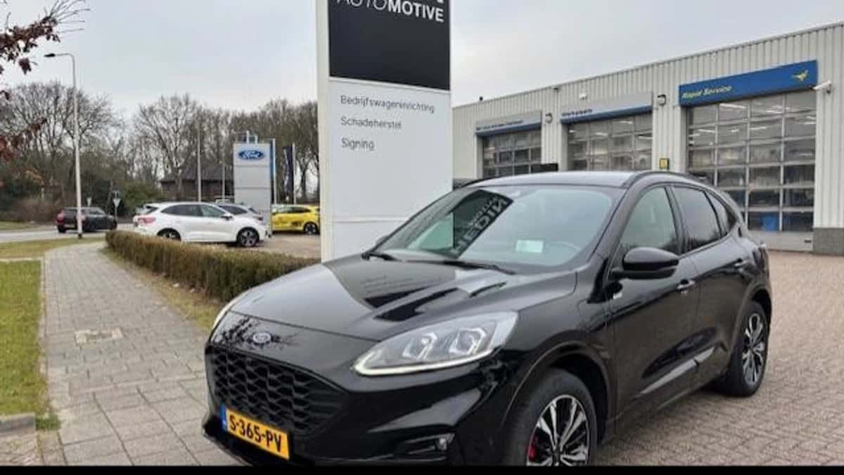 Ford Kuga (2023) — foto 1