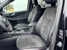 Ford Kuga (2023) thumbnail 17