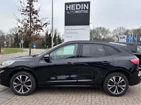 Ford Kuga (2023) thumbnail 7