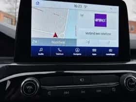 Ford Kuga (2023) thumbnail 10
