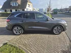 Ford Kuga (2020) thumbnail 24