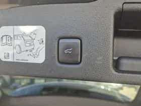 Ford Kuga (2020) thumbnail 27