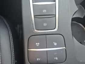 Ford Kuga (2020) thumbnail 8