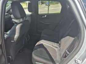 Ford Kuga (2024) thumbnail 17