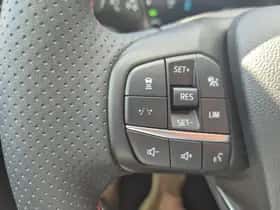 Ford Kuga (2024) thumbnail 9
