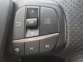 Ford Kuga (2024) thumbnail 13