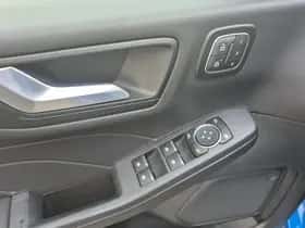 Ford Kuga (2024) thumbnail 24