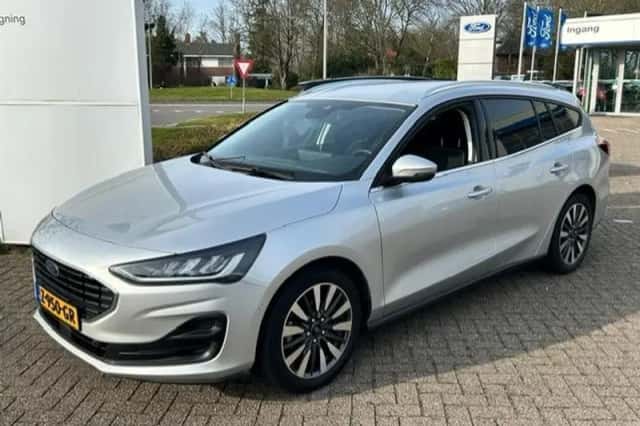 Ford Focus (2024) thumbnail 4
