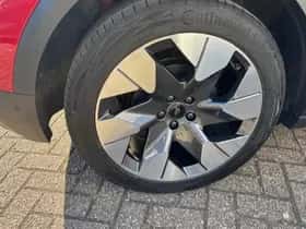 Ford Explorer (2025) thumbnail 4