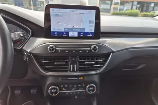 Ford Focus (2020) thumbnail 5