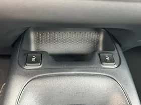 Toyota Corolla (2025) thumbnail 13
