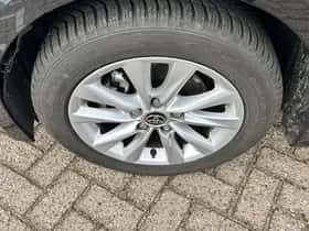 Toyota Corolla (2025) thumbnail 4