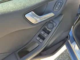Ford Fiesta (2022) thumbnail 19