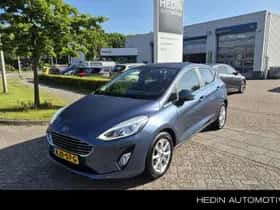 Ford Fiesta (2021) thumbnail 1