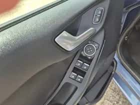 Ford Fiesta (2021) thumbnail 18