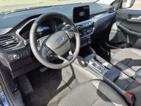 Ford Kuga (2022) thumbnail 14