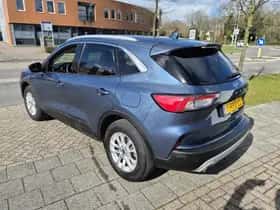 Ford Kuga (2022) thumbnail 28