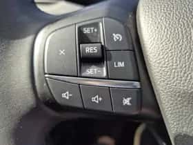 Ford Kuga (2022) thumbnail 9