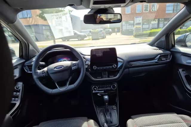 Ford Puma (2024) thumbnail 3