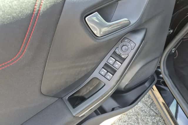 Ford Puma (2024) thumbnail 3