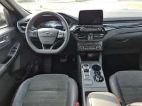 Ford Kuga (2022) thumbnail 17
