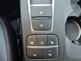 Ford Kuga (2022) thumbnail 26