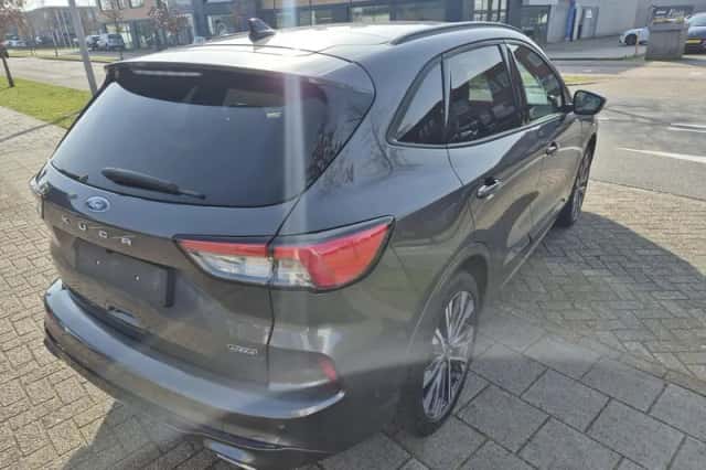 Ford Kuga (2022) thumbnail 5