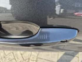 Ford Kuga (2022) thumbnail 9