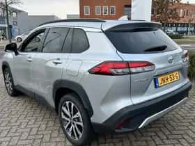 Toyota Corolla (2025) thumbnail 2