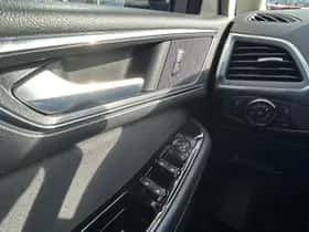 Ford Galaxy (2023) thumbnail 17