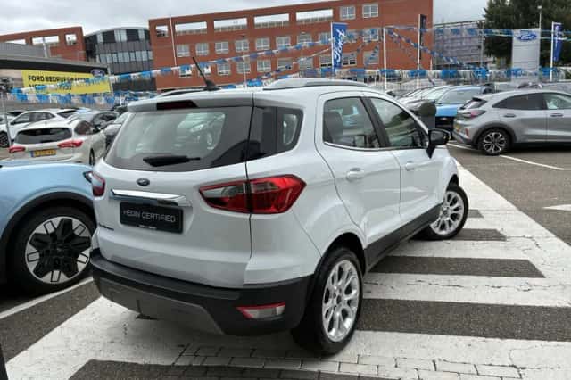 Ford EcoSport (2020) thumbnail 2